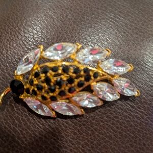 Vintage Marked - M. J. Ent Gold and Black Crystal Leaf Brooch 2.5" L x 1.5" W